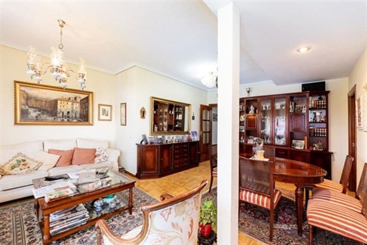 3 bedrooms apartment for sale in Madrid, Spain