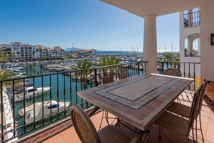 2 bedrooms apartment for sale in La Duquesa, Spain