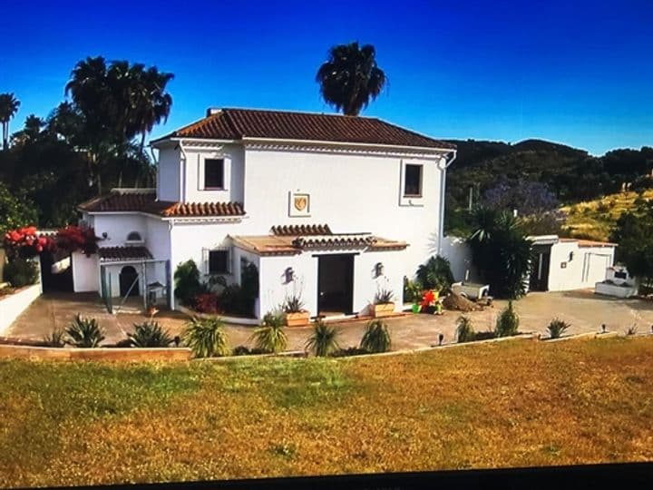 4 bedrooms house for sale in Estepona, Spain