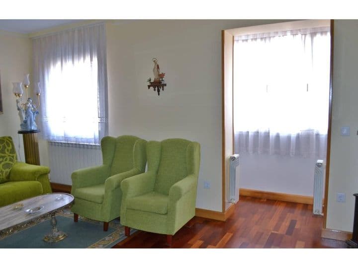 3 bedrooms apartment for rent in Palencia, Spain