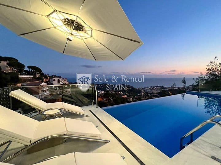 6 bedrooms house for sale in Lloret de Mar, Spain