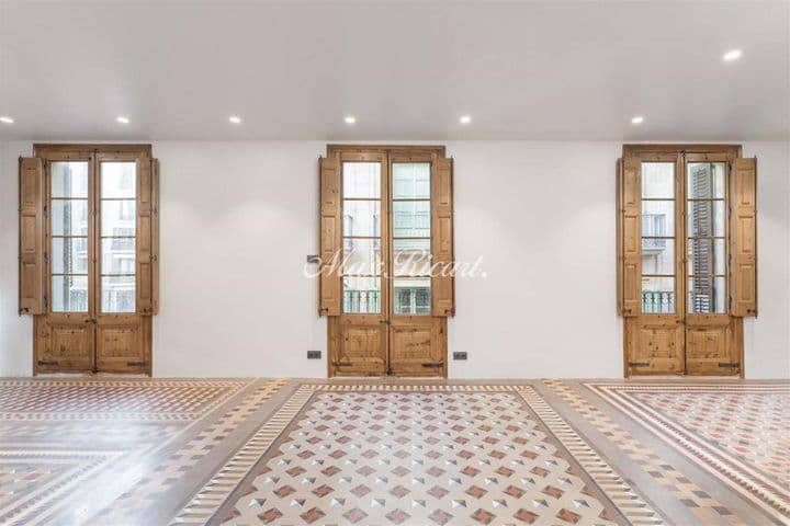 2 bedrooms house for sale in Barcelona, Spain