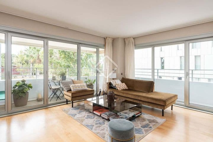 3 bedrooms apartment for rent in Barcelona, Spain