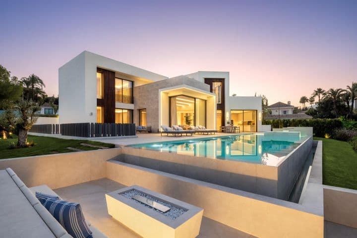 5 bedrooms house for sale in Marbella, Spain