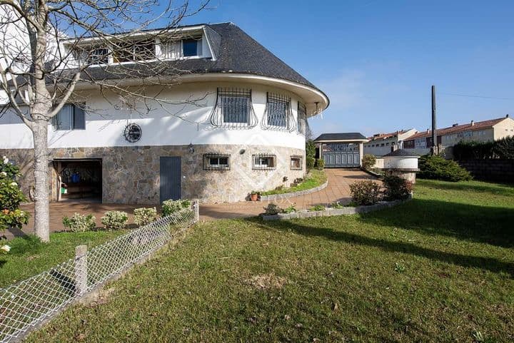 6 bedrooms house for sale in Pontevedra, Spain