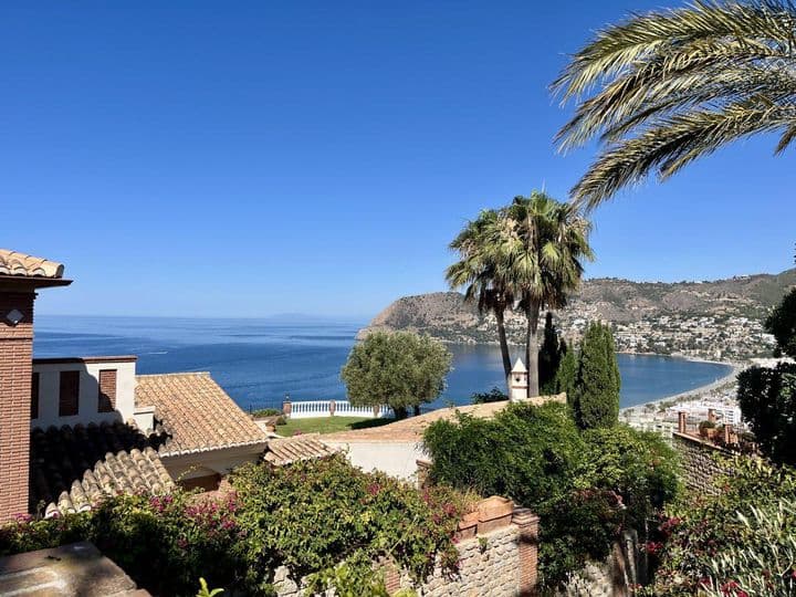 5 bedrooms house for sale in La Herradura, Spain