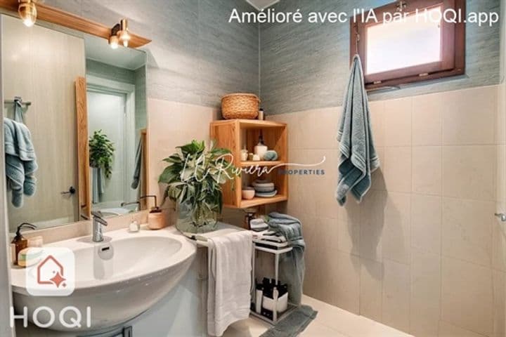 1 bedroom apartment for sale in Saint-Raphael, France