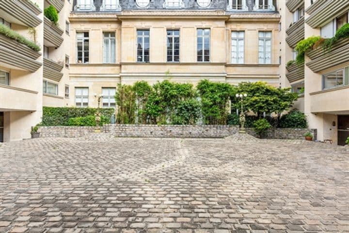 3 bedrooms apartment for sale in Paris 7eme, France