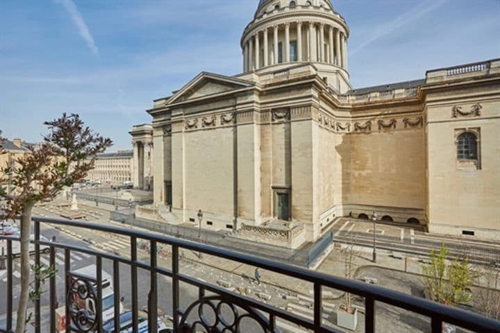 3 bedrooms other for sale in Paris 5eme, France