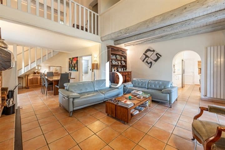 5 bedrooms house for sale in Uzes, France