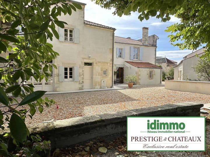 5 bedrooms house for sale in matha, France