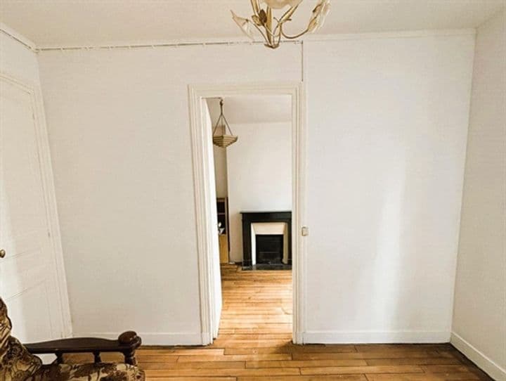 1 bedroom apartment for sale in Paris, France