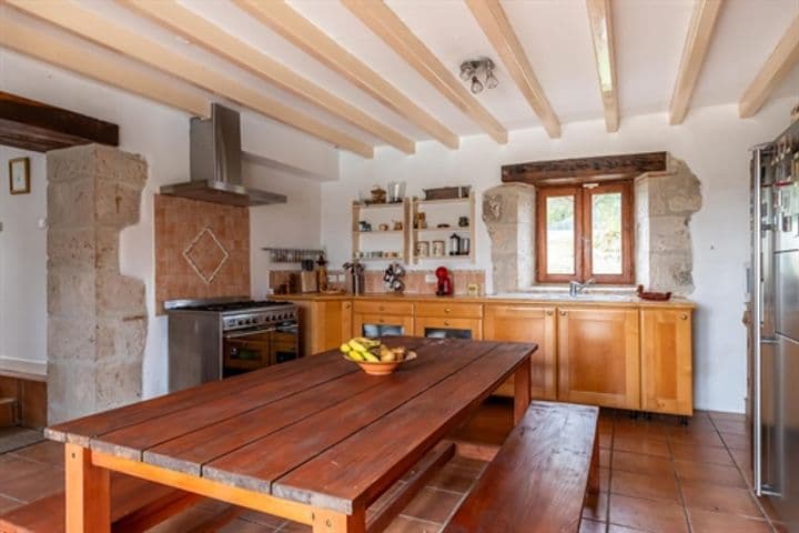 6 bedrooms house for sale in Engayrac, France