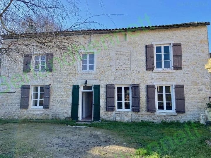 4 bedrooms house for sale in Chef Boutonne, France