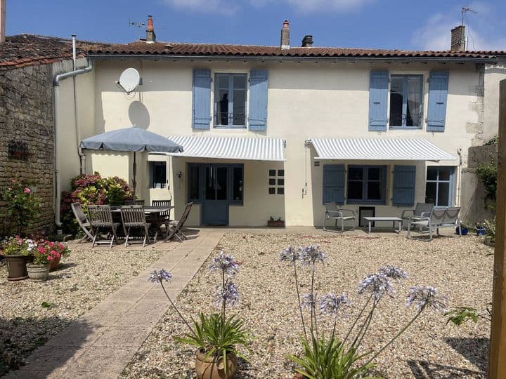 4 bedrooms house for sale in CHEF BOUTONNE, France