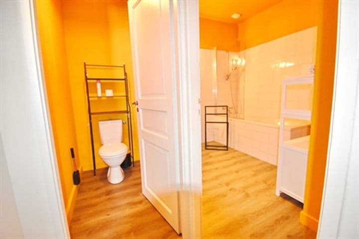 1 bedroom apartment for sale in Pezenas, France