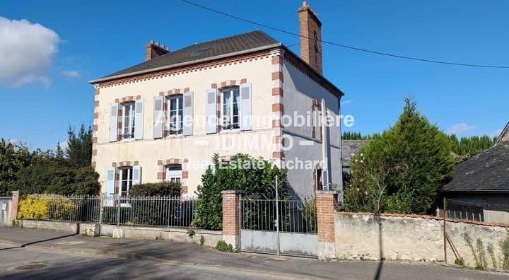 4 bedrooms house for sale in beaune la rolande, France