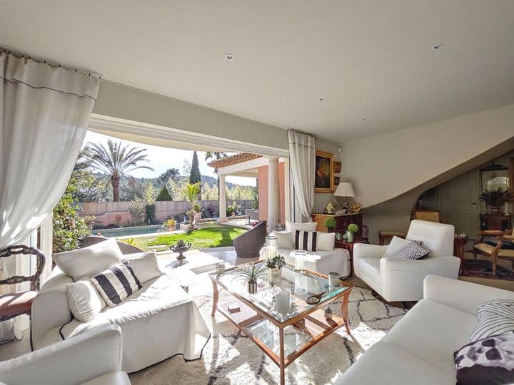 4 bedrooms house for sale in Saint-Raphael, France