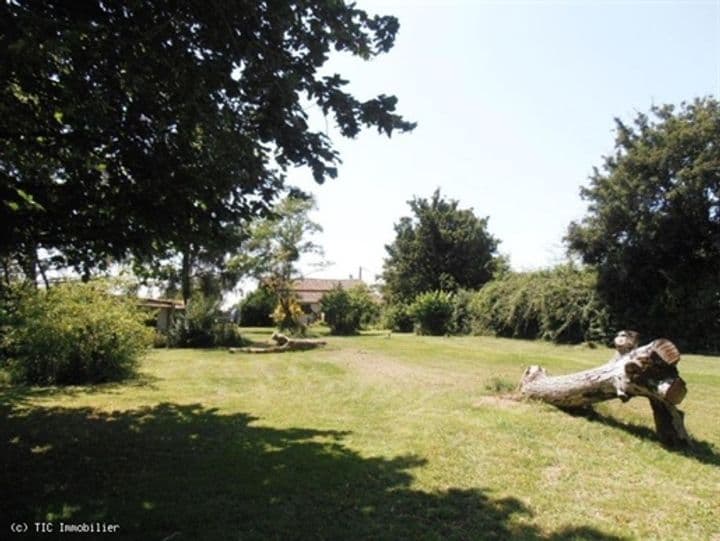 2 bedrooms house for sale in Sauze-Vaussais, France