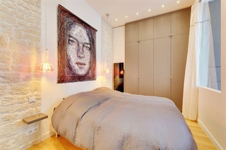 1 bedroom apartment for sale in Paris 4eme, France