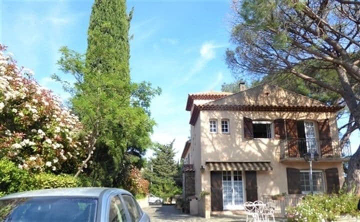 10 bedrooms house for sale in La Croix-Valmer, France