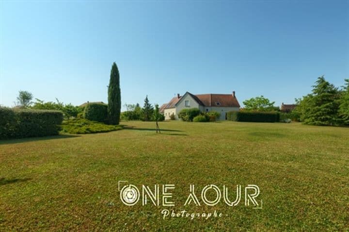 5 bedrooms house for sale in Champlay, France