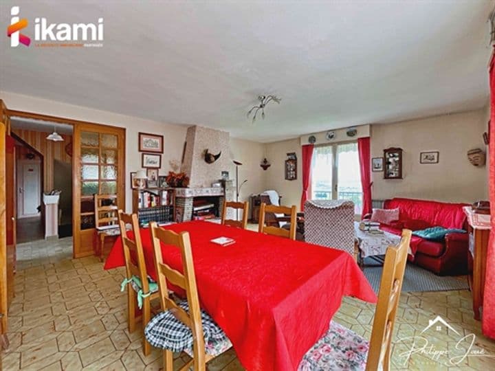4 bedrooms house for sale in Paron, France