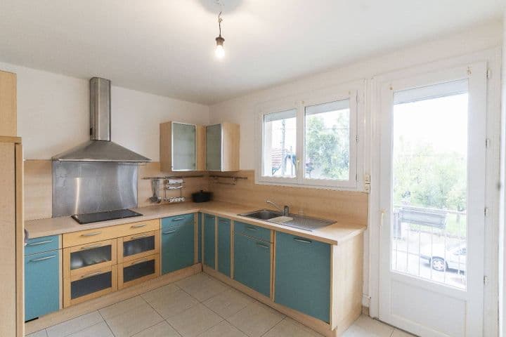 2 bedrooms house for sale in MONTAUBAN, France