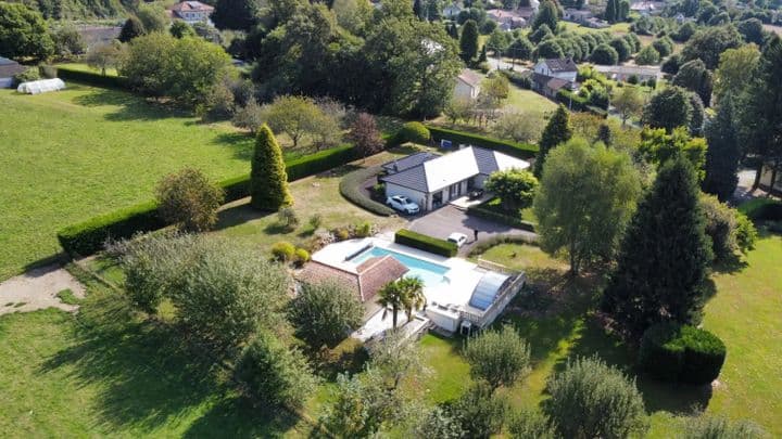 4 bedrooms house for sale in  France