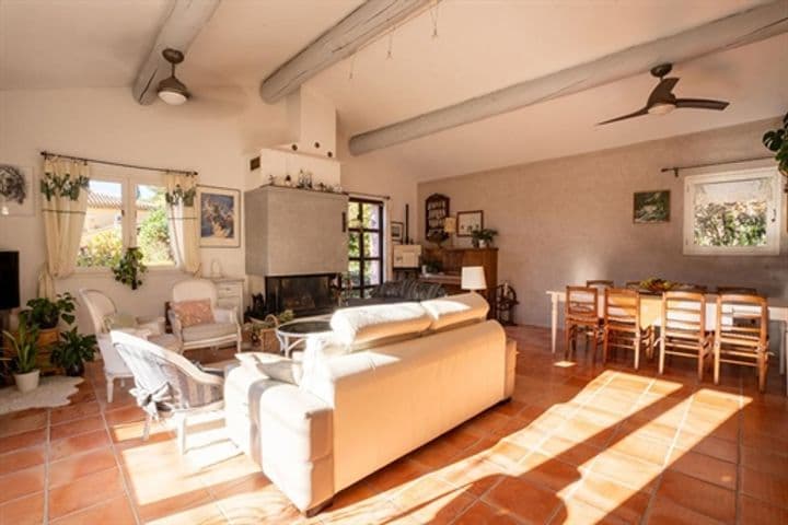 4 bedrooms house for sale in Cuges-les-Pins, France