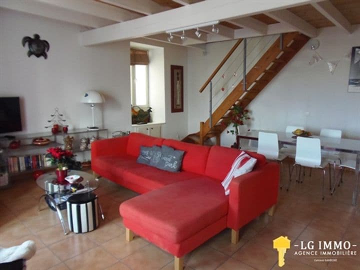 2 bedrooms house for sale in Chenac-Saint-Seurin-dUzet, France