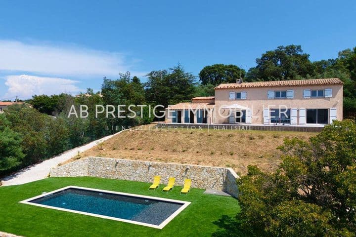 5 bedrooms house for sale in  France