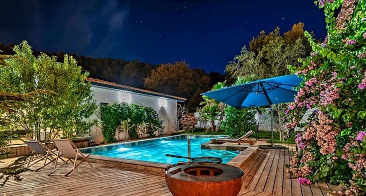 8 bedrooms house for sale in Murviel-les-Beziers, France