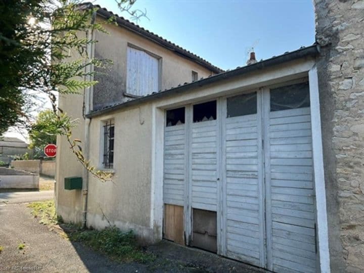 4 bedrooms house for sale in Aigre, France