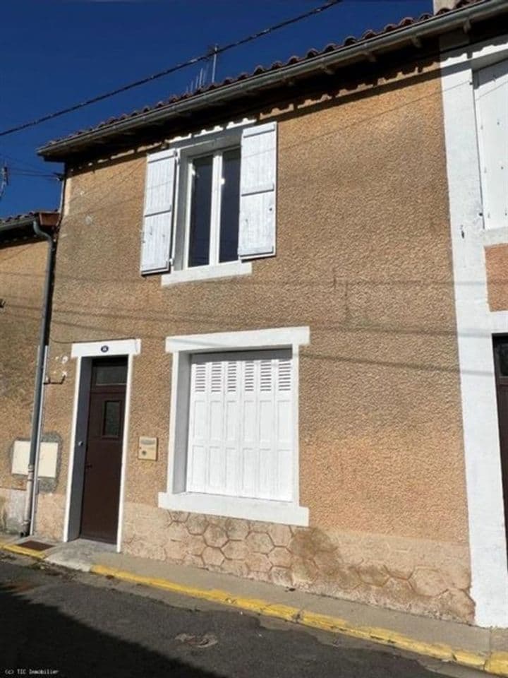 2 bedrooms house for sale in Ruffec, France