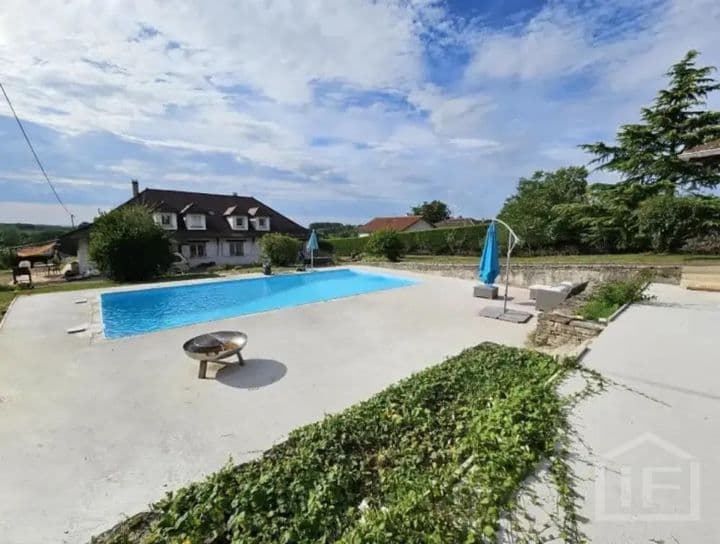 4 bedrooms house for sale in  France