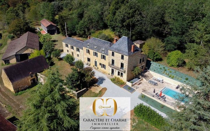 9 bedrooms house for sale in  France