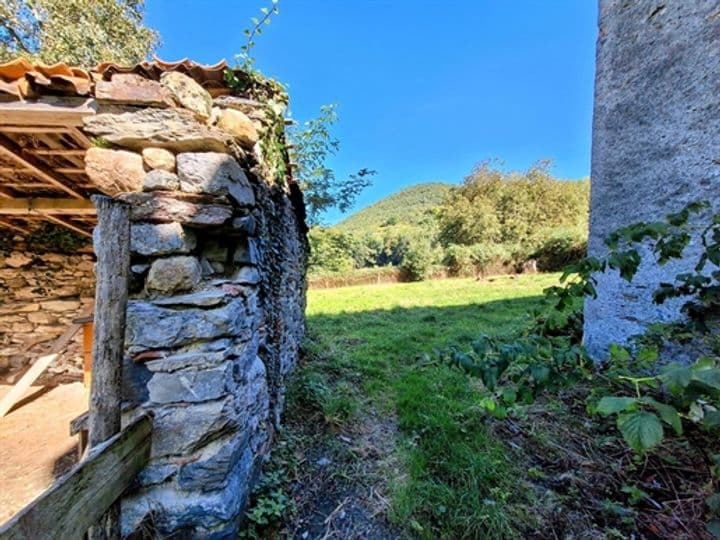 6 bedrooms house for sale in Malvezie, France