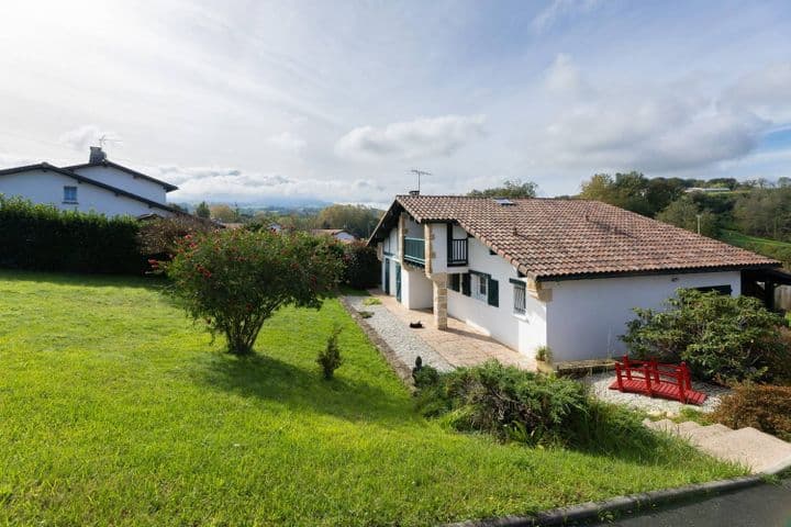 3 bedrooms house for sale in ESPELETTE, France