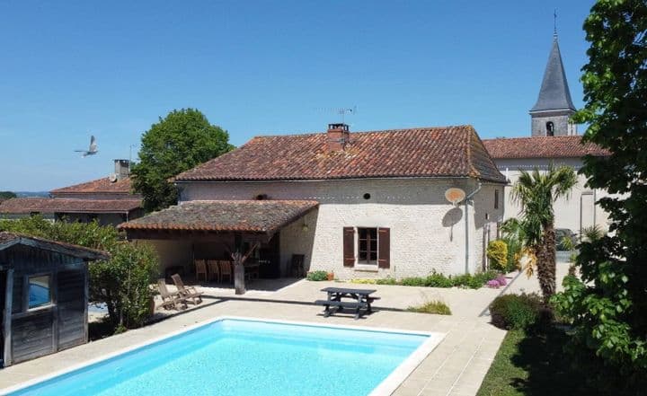 4 bedrooms house for sale in  France