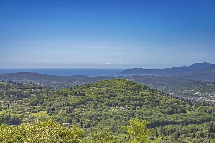 7 bedrooms house for sale in Grasse, France