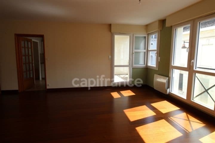 3 bedrooms apartment for sale in Valenciennes, France