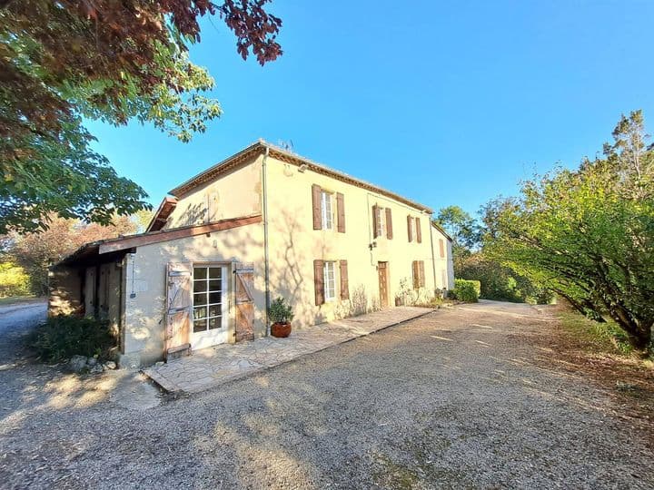 4 bedrooms house for sale in  France