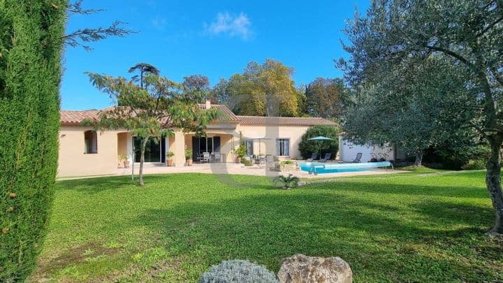 5 bedrooms house for sale in  France