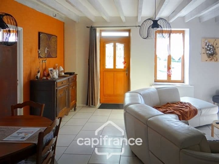 3 bedrooms house for sale in Commentry, France