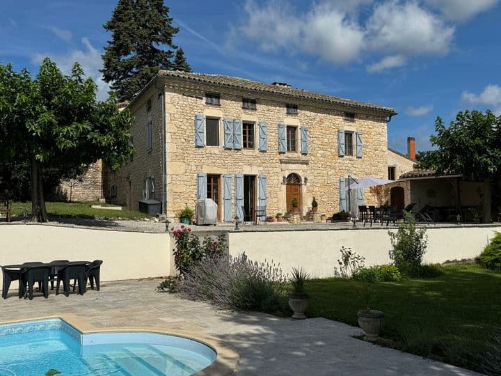 8 bedrooms house for sale in  France