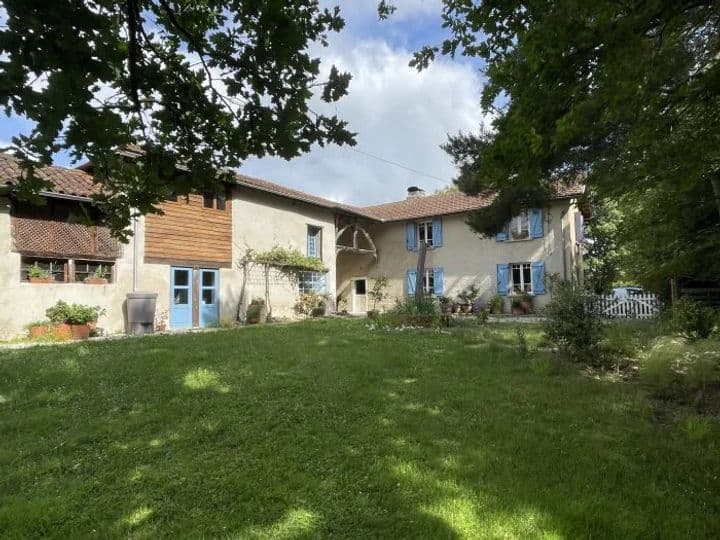 5 bedrooms house for sale in  France