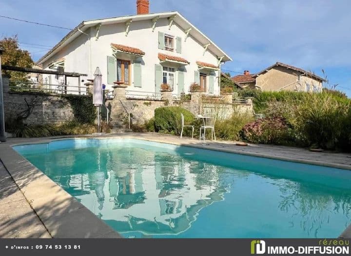 4 bedrooms house for sale in CELLEFROUIN, France