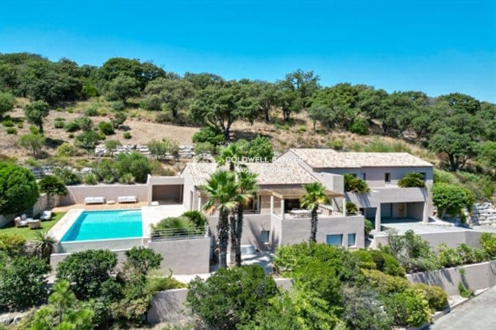 6 bedrooms house for sale in Grimaud, France