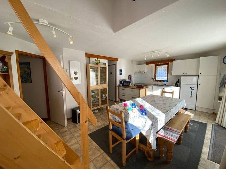 2 bedrooms house for sale in Chatel, France